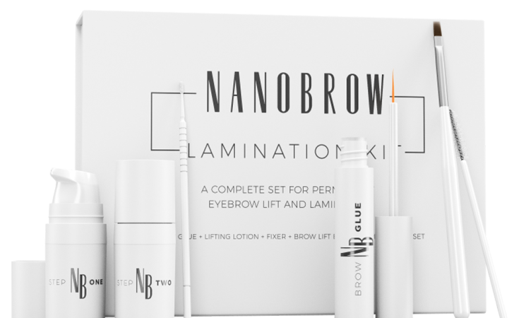 Un kit pratique conçu pour le réhaussement et la lamination des sourcils